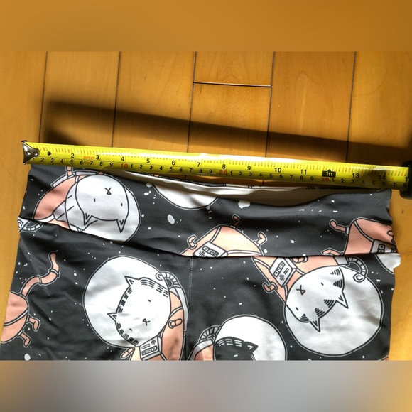Society 6 Astronaut Cat Leggings - Picture 3 of 4